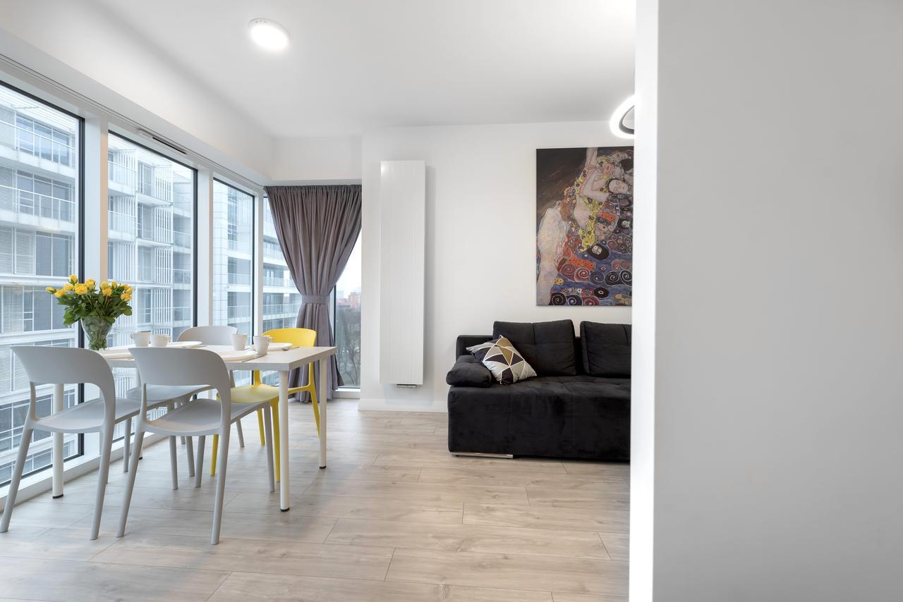 Apartamenty Towarowa Poznan Exterior photo